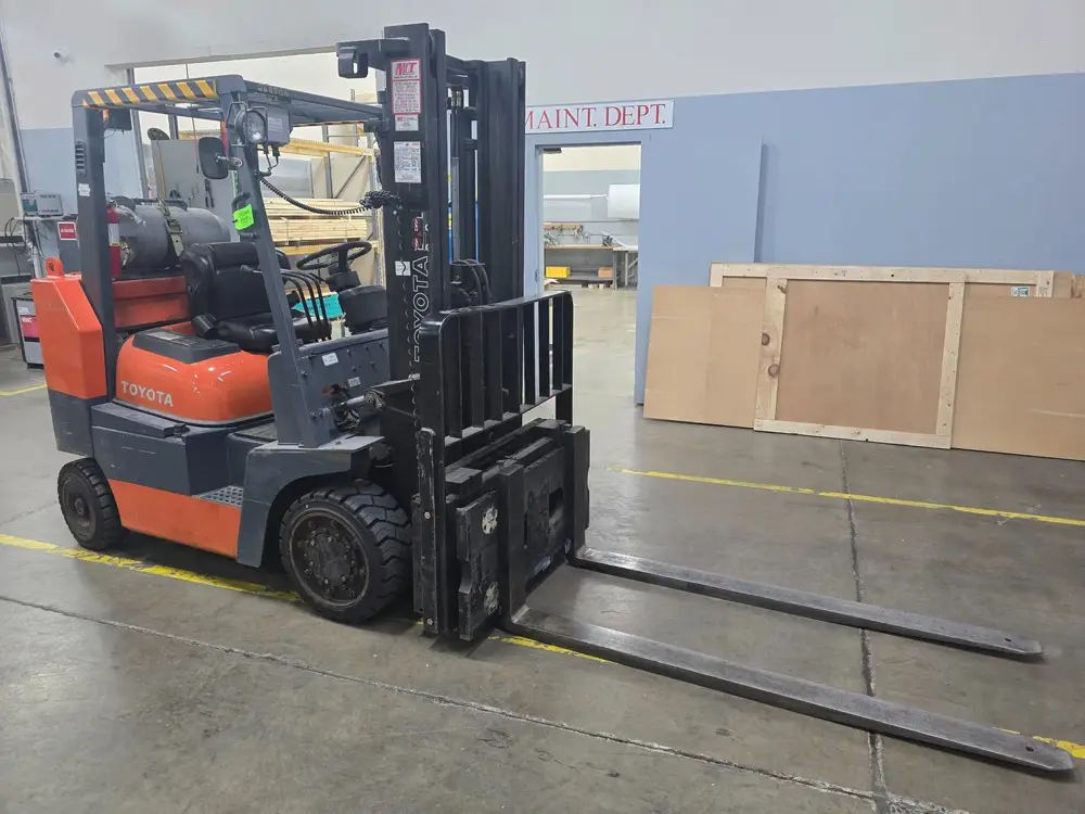 Material Handling & Lifts